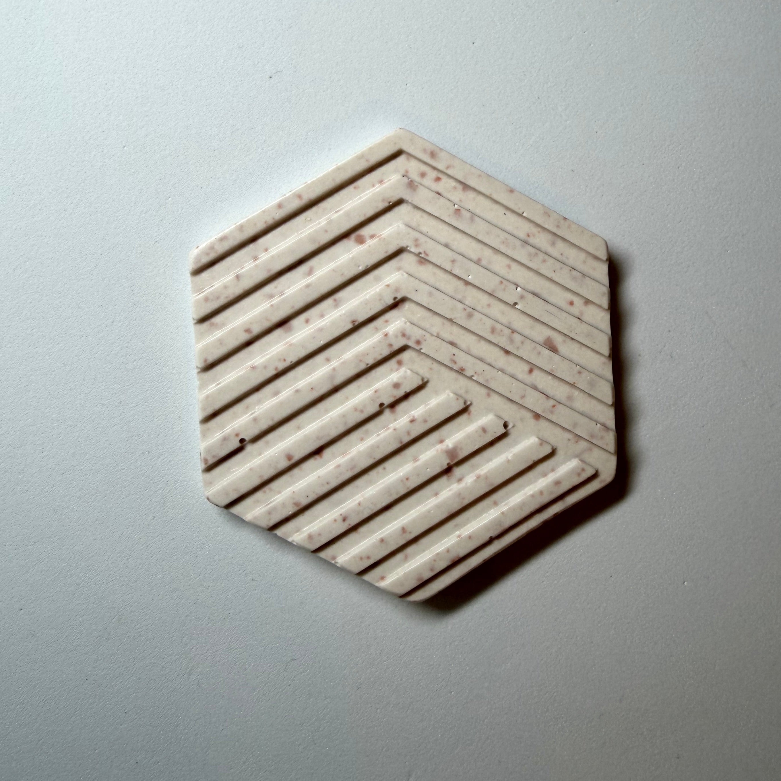 saboneteira essência mini