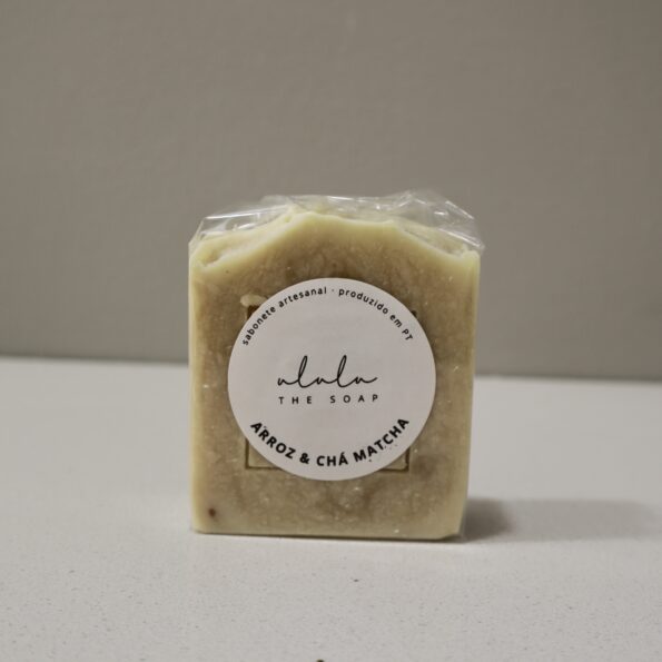 Embalagem do sabonete artesanal de arroz e chá matcha da Ululuthesoap